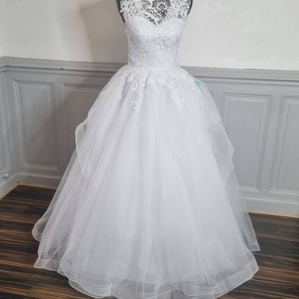 robe de mariee princesse buste dentelle bas volanté en tulle tenue de mariage