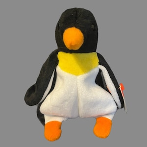 TY WADDLE PENGUIN Style 4075, Original Beanie Babies Collection, Rare, Retired