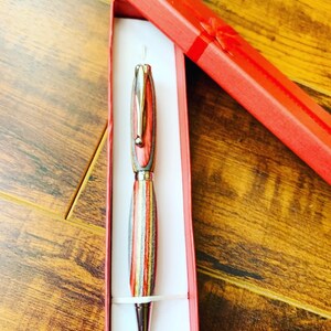 Beau stylo fait à la main 4h de juillet!