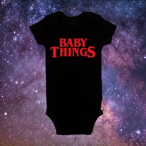 Body de película de terror de los años 80 de Baby Things, regalo para baby shower
