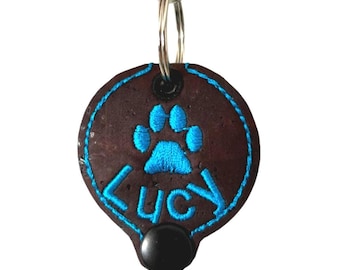 Dog tag pendant, anti-rattle pendant customizable from dark brown cork, washable cover dog tag bag with name anti-rattle bag