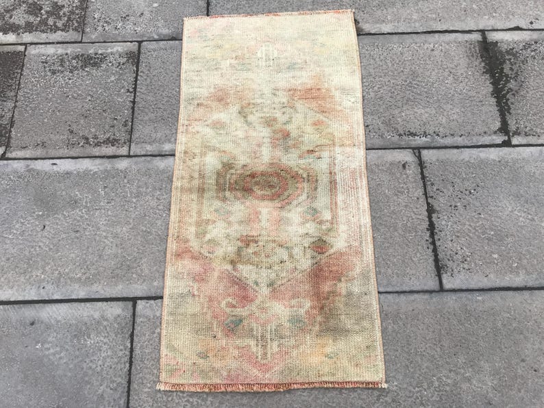 Handmade Wool Turkish Rug: Small Vintage Bohemian Accent Mat (1.33x2.76 ...