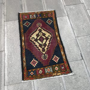 Handmade wool rug, Small Turkish Rug, Small Entryway Rug, Small Vintage Decor Rug, Turkish Bathroom Rug,Wool on handwoven, 2x3 Small Rug