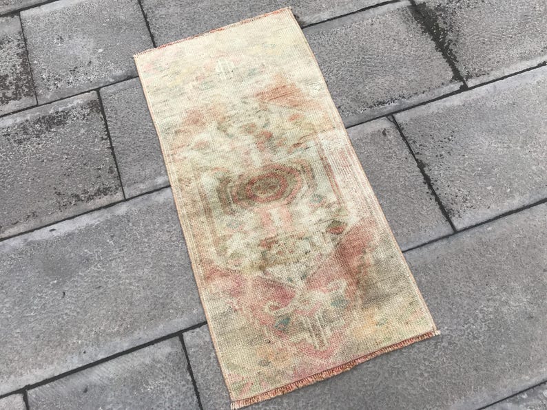 Handmade Wool Turkish Rug: Small Vintage Bohemian Accent Mat (1.33x2.76 ...