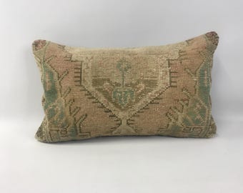 Almohada Boho Kilim, almohada Kilim turca de 12x20, almohada de lanzamiento de sofá, almohada tribal, almohada Boho, lumbar de acento, funda de cojín Kilim