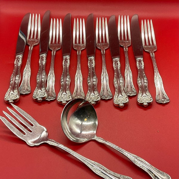 Vintage National Double Tested “Queen Elizabeth “14 Pieces Silverware/Flatware.6 Dinner Knives,6 Dinner Forks ,1 Serving Fork and 1 Ladle