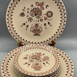 Vintage Johnson Bros. Staffordshire Old Granite Jamestown 2 Piece Place Setting Dinner Set for 5 ( 10 Pieces)