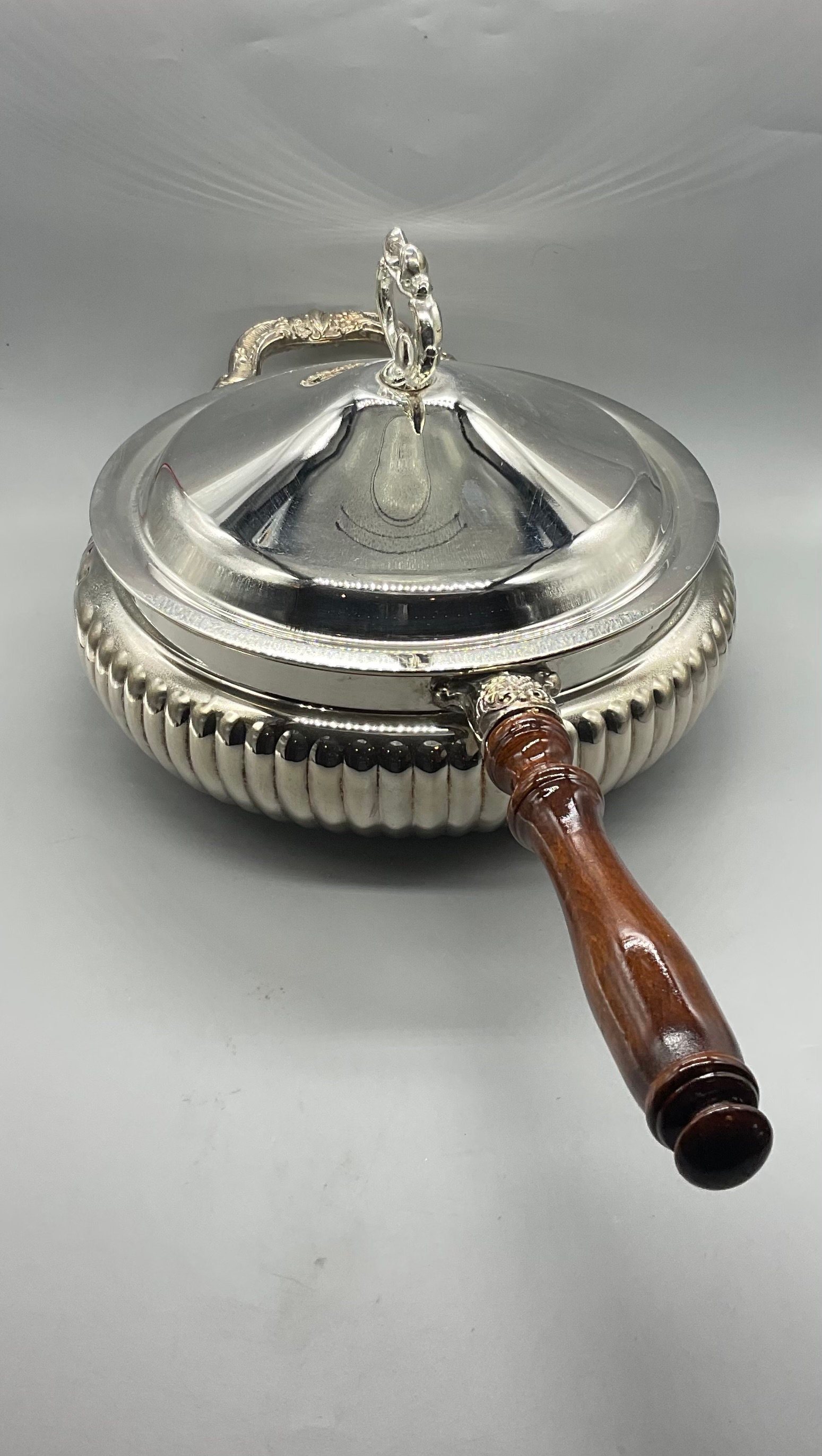 Vintage Silver Plate Covered Dish/pan With Removable Wooden