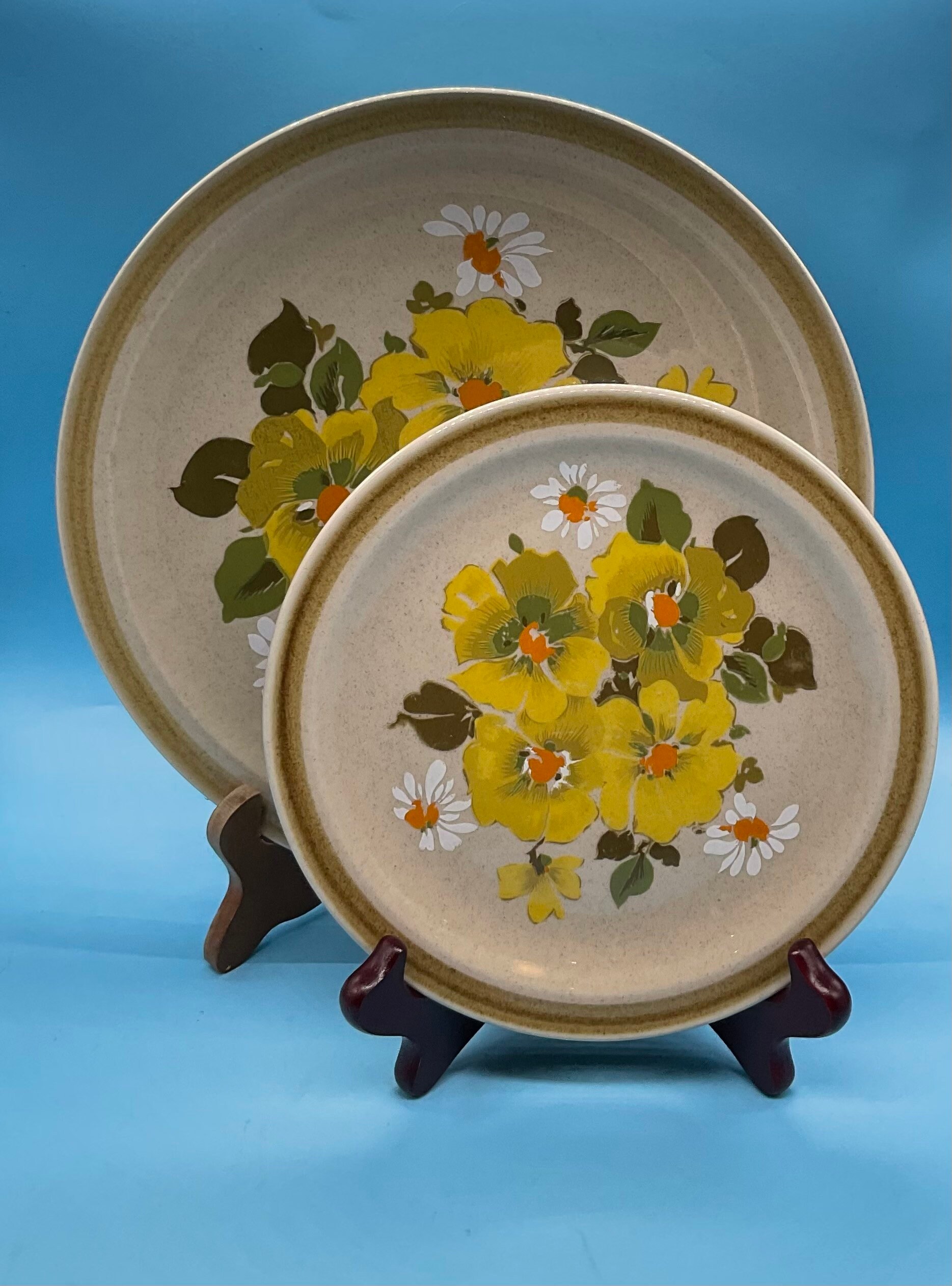 Vintage International Country Living Stoneware “butter Cup