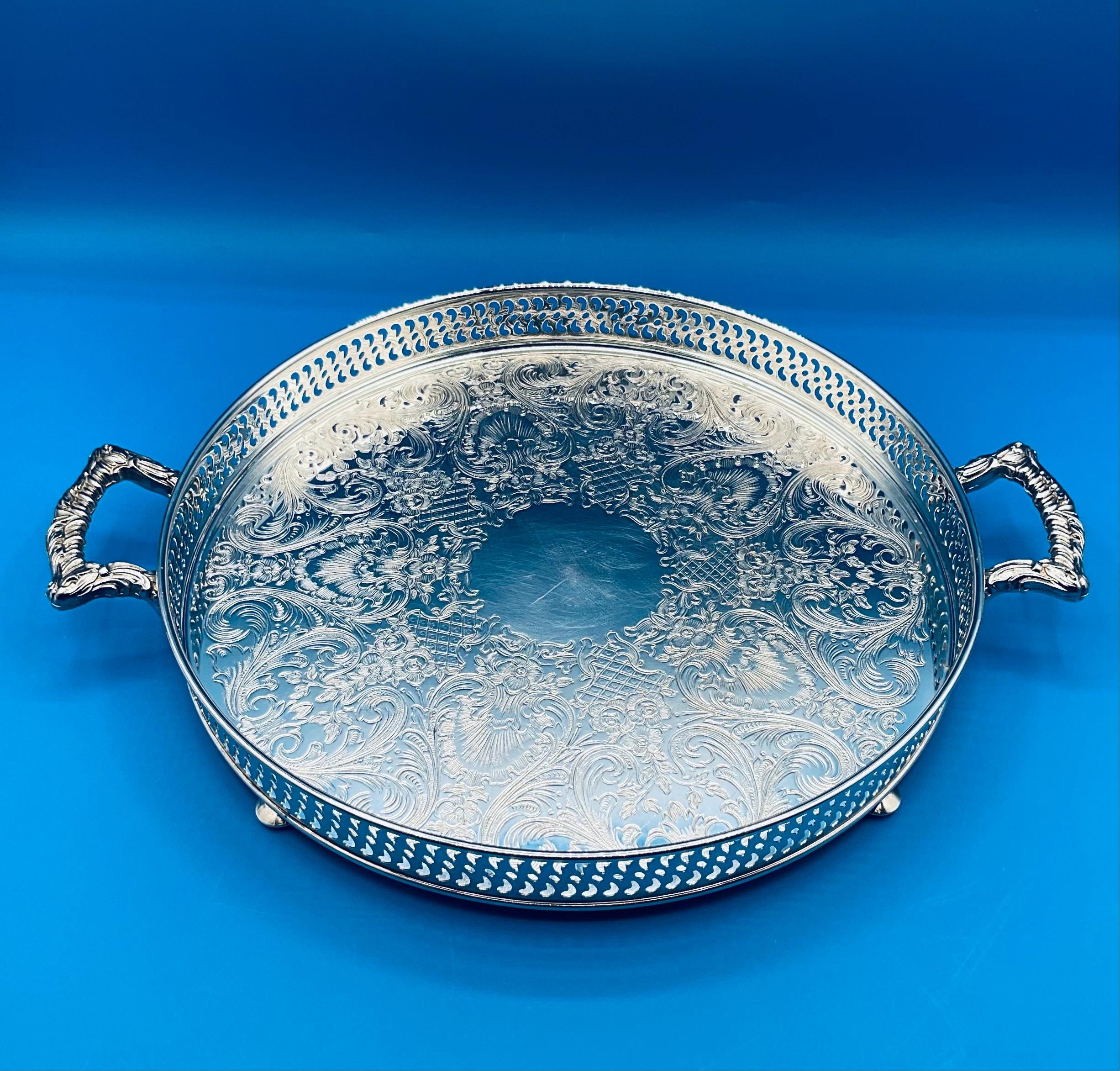 Vintage WM Rogers 886 Silver Plated 11” Round Tray With Handles