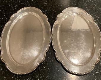 Vintage Wallace Milford Silver Plate M 601 Set of 2 Oval Silver Plated Trays