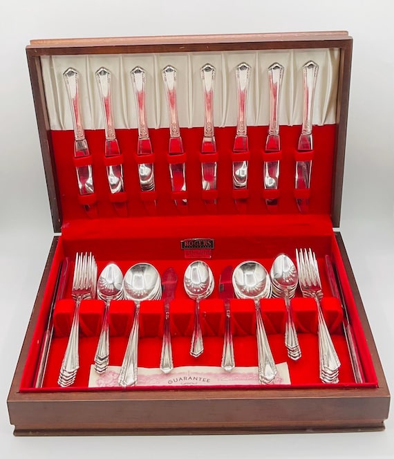 Vintage WM.A Rogers AI Plus Silverplate by Oneida Ltd 52 Pieces