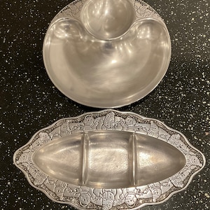 Vintage Wilton Armetale Pewter Snowman Round Chip and Dip Tray and Oval 3 Section Snack Tray