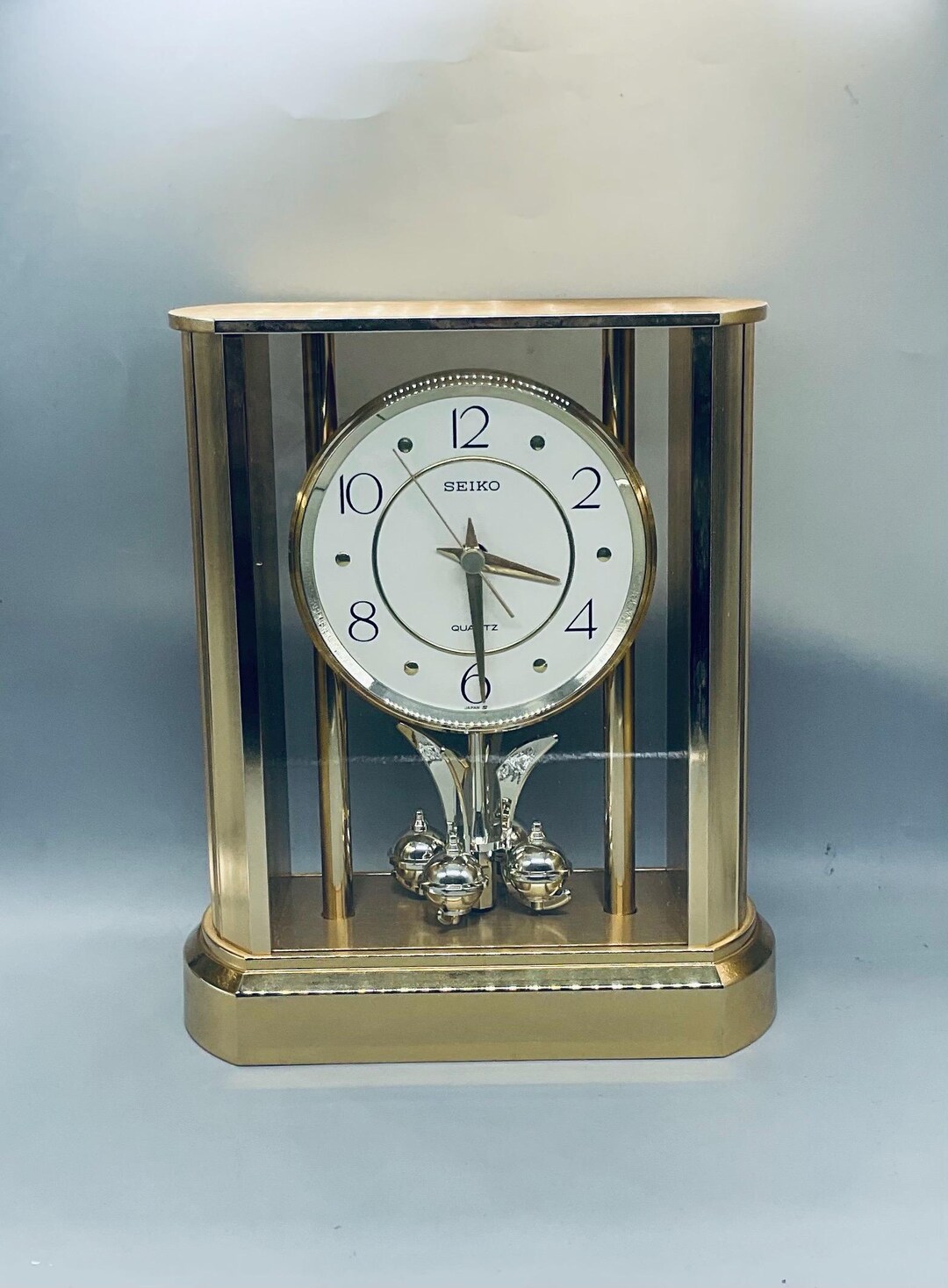 Vintage Seiko Oval Rectangular Quartz Rotating Anniversary Vintage Seiko Oval Rectangular Quartz Rotating Anniversary