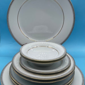 Vintage Noritake China 5910 Dorset Made in Japan 5 Piece Place Setting Dinner Set for 2 ( 10 Pieces)