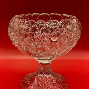 Vintage Cristal de vidrio cortado brillante con flores elevadas Pedestal Bowl
