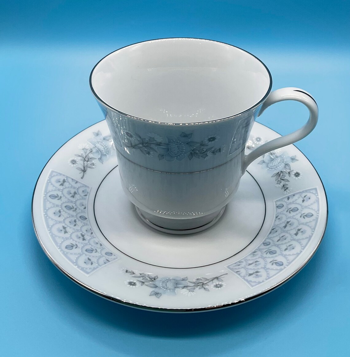 Vintage Liling Fine China Yung Shen Blue Flowers 5 Piece Place Etsy