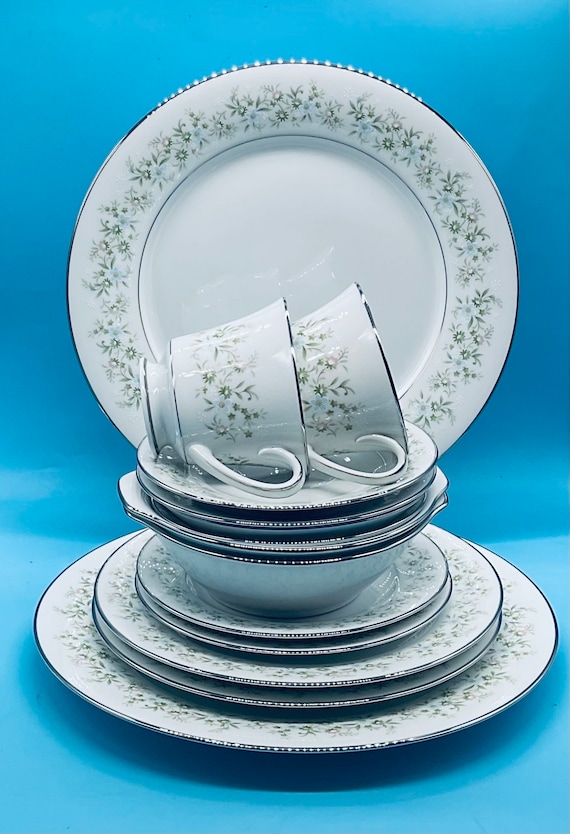 Vintage Noritake 2031 Savannah 7 Piece Place Setting Dinner Set