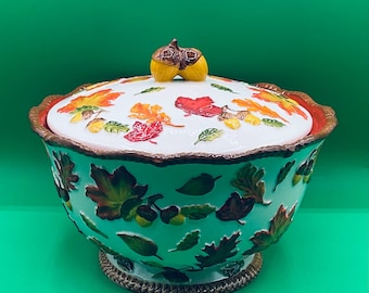 Vintage Temptations by Tara Old World Harvest Pedestal Covered Serving Bowl