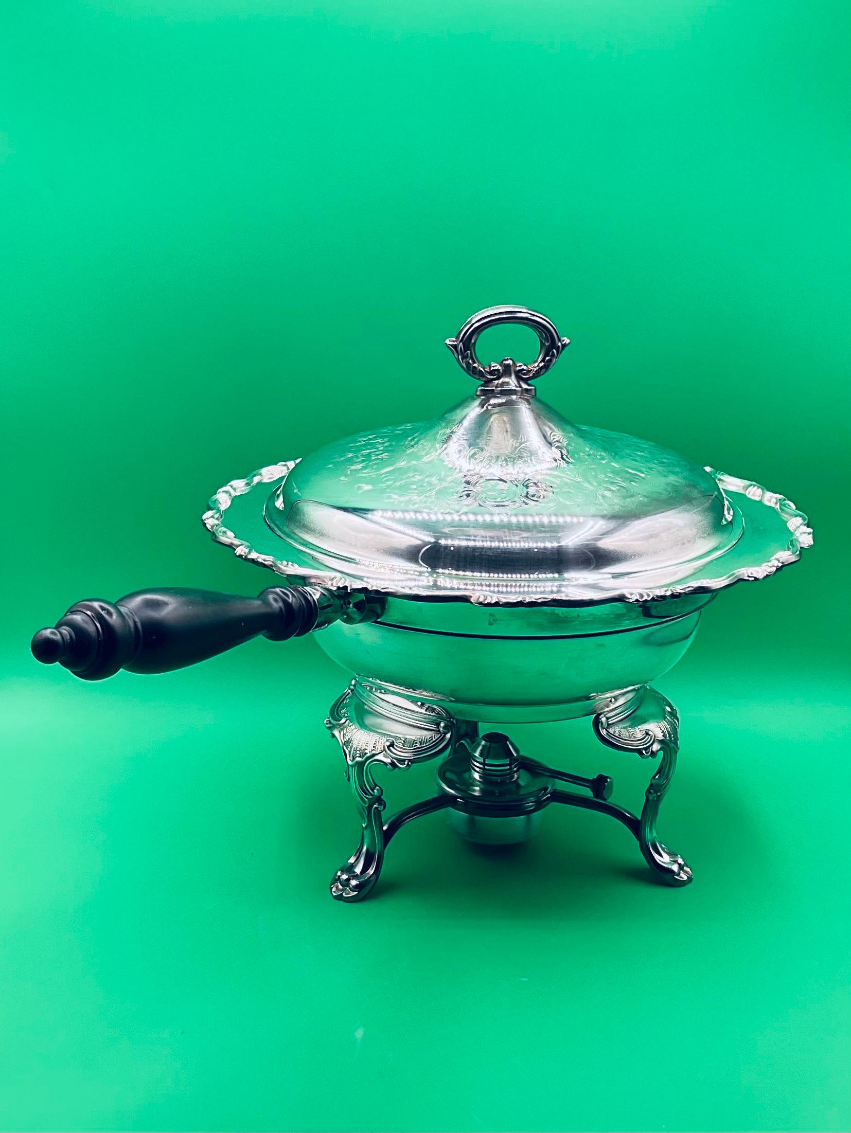 Vintage Oneida Silver Plated Chafing Dish With Stand,wood Handle
