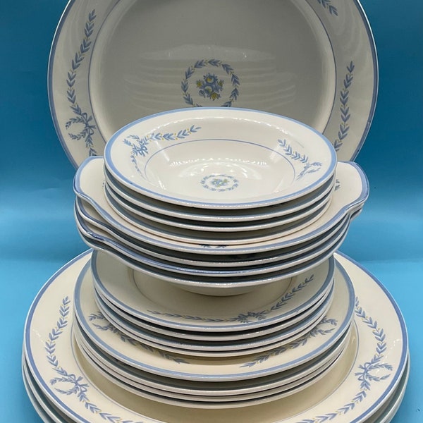 Vintage Derwood WS. George  2848 Made in USA 5 Piece Place Setting Dinner Set for 4 ( 20 Pieces)