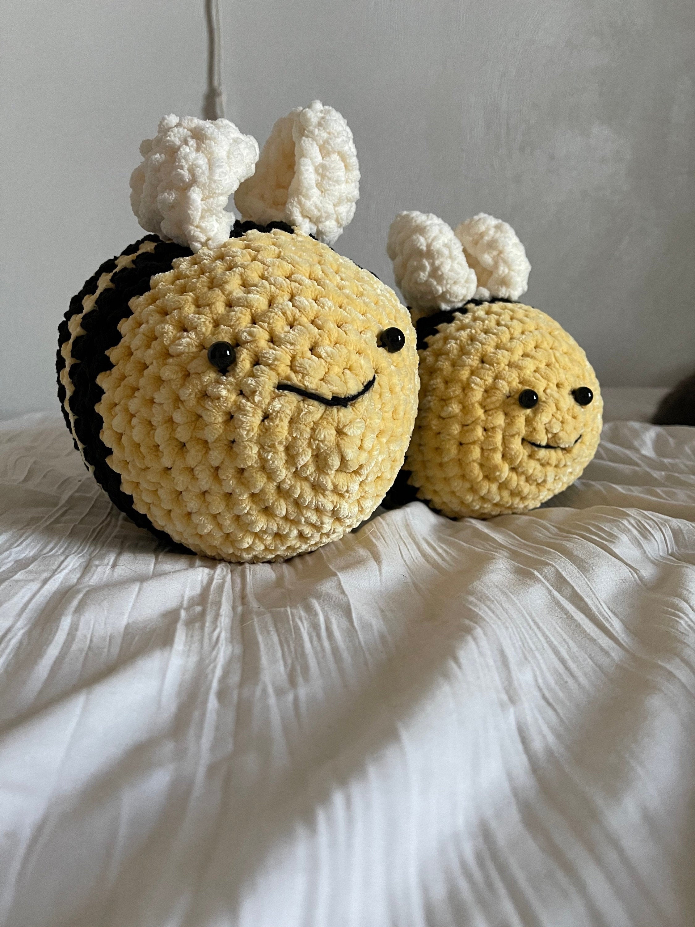 Crochet Set of 2 Bees Etsy