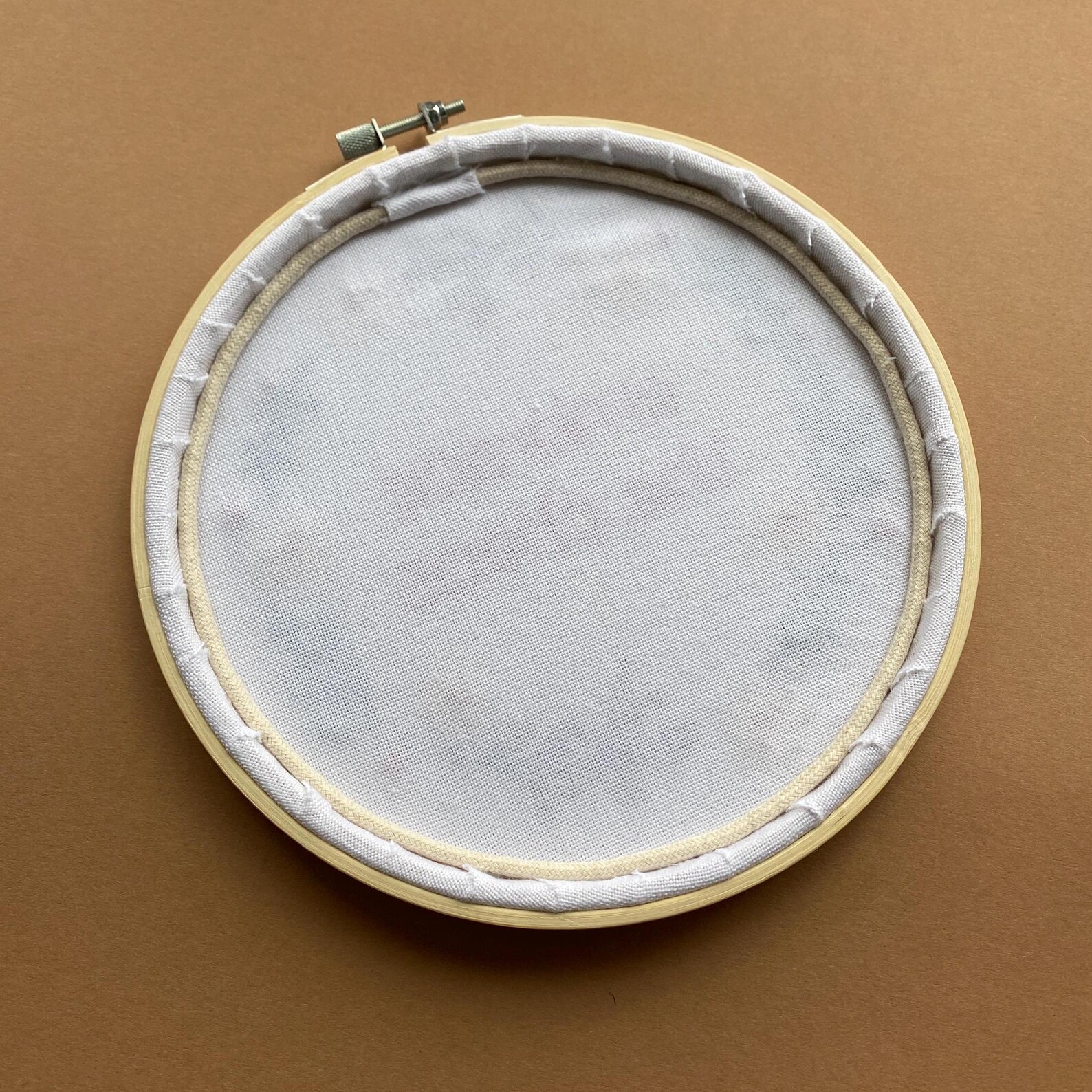 Hand Embroidered Flower Wreath, Floral Hoop, Custom Embroidery Hoop Art ...