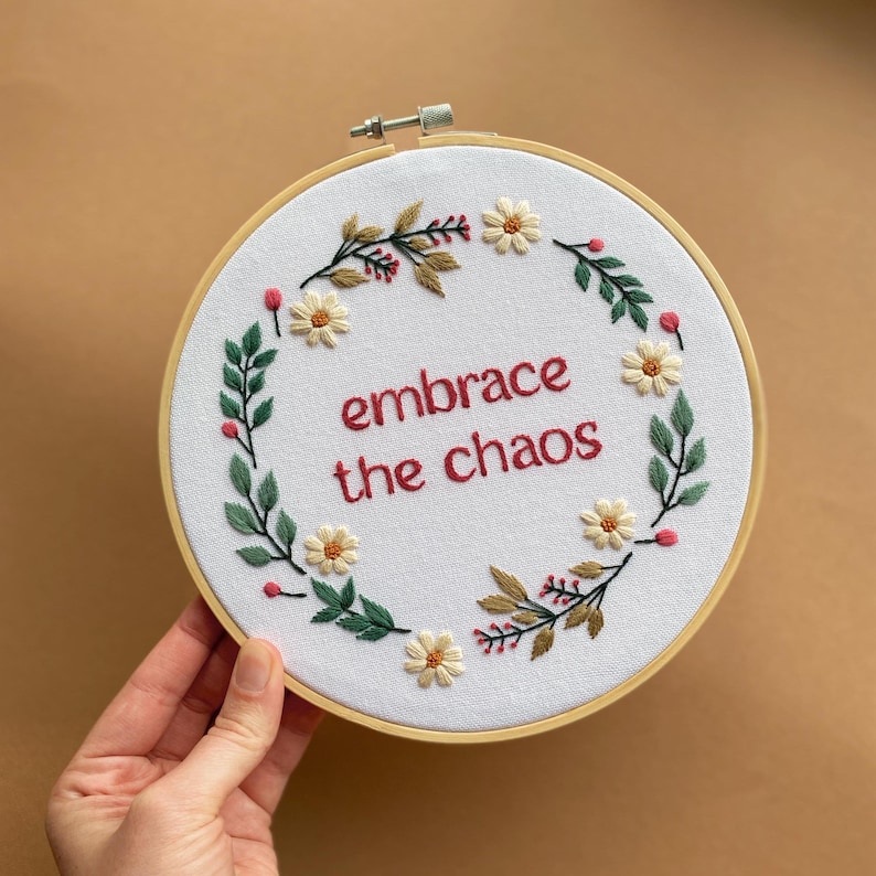 Hand Embroidered Flower Wreath, Floral Hoop, Custom Embroidery Hoop Art ...