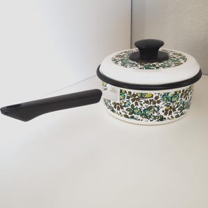 Vintage Enamel Floral Saucepan/Pot with Black Handle 1 Qt with Lid