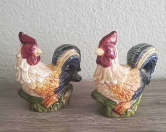 Vintage Jay Import Co Hand Painted Rooster Salt and Pepper Shakers 2000