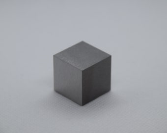 Wolframwürfel kaufen: 1 kg Cube aus min. 99,95% Wolfram Wolframwürfel kaufen: 1 kg Cube aus min. 99,95% Wolfram