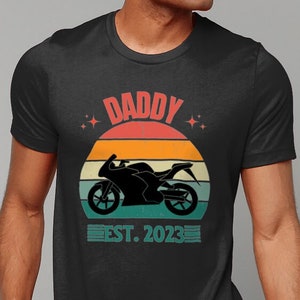 Personalised Daddy Est T shirt New Dad Shirt Baby Announcement Biker Motorcycle Motorbike Father&#39;s Day Birthday Gift