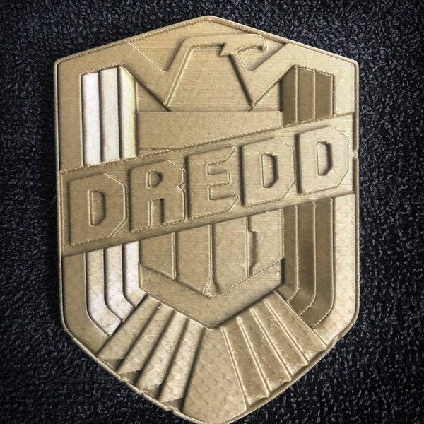 Dredd like 3D printed movie accurate badge in antique gold