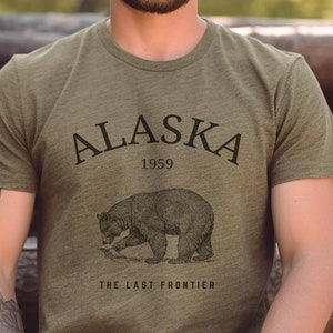 Alaska Grizzly Bear Tshirt Gift Tee