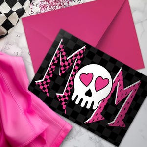 Biglietto d'auguri per la festa della mamma con teschio emo – regalo alternativo per la mamma, estetica punk, design con teschio e scacchiera, vibrazioni da skater, rosa shocking, rawr xD