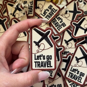 Gestickter Reise Aufnäher | Auf geht's auf die Reise | Applikation | Taschen-Deko | Rote Traveler's Notebook Liebe und Reiseplaner Zubehör