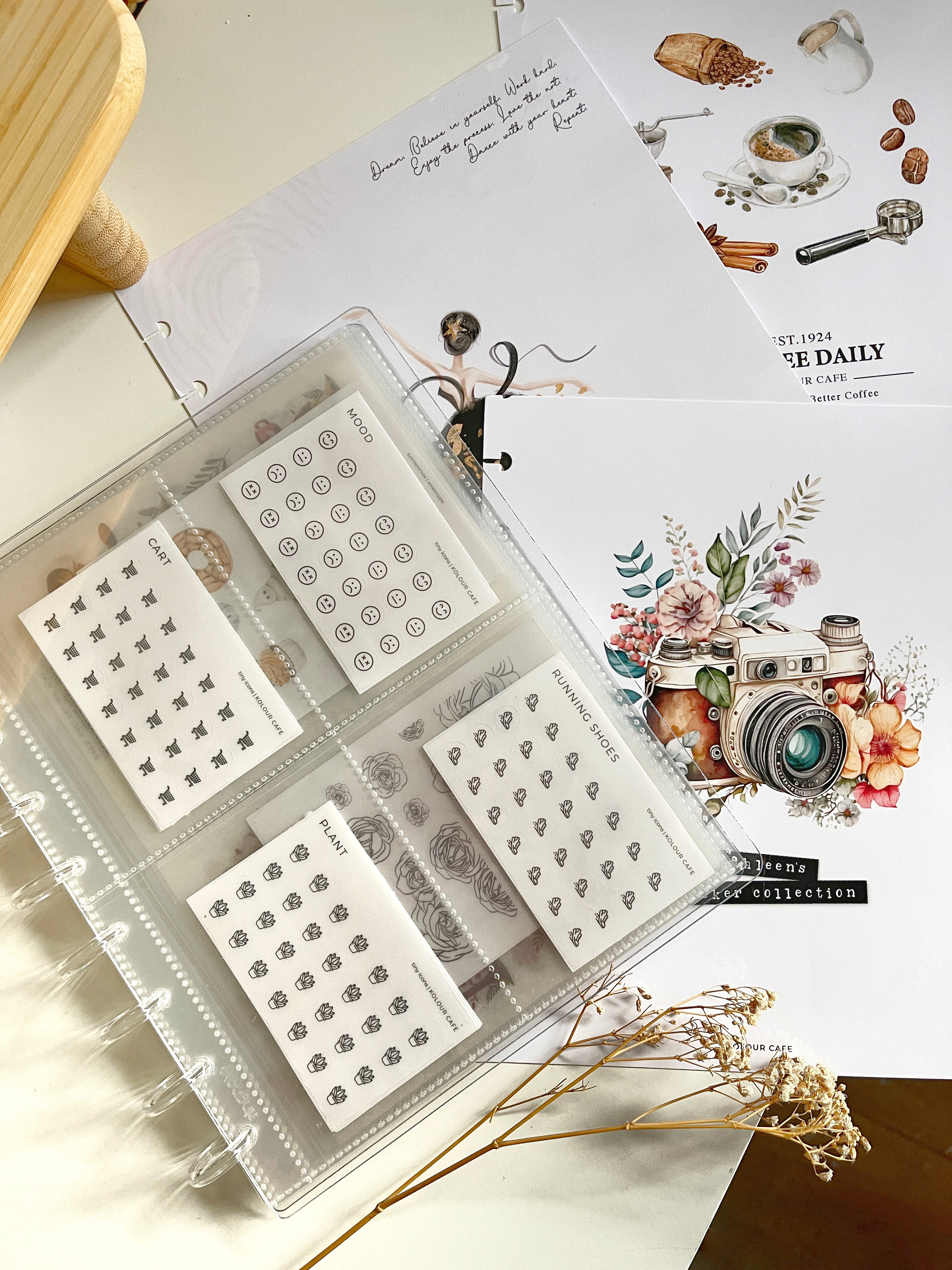 Craspire Sticker Album A5 - Wiederverwendbares Aufkleberbuch Mit Pinzette