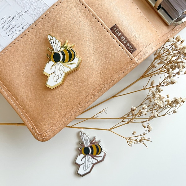 Magnetic Charm for Planners | Bee Magnet Charm | Spring Accessory Magnetic Pin for Hobonichi Weeks A5 A6 B6 Personal Classic HP Pocket | UK