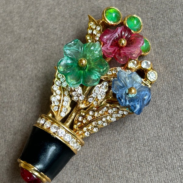 Bijoux Cascio vintage brooch