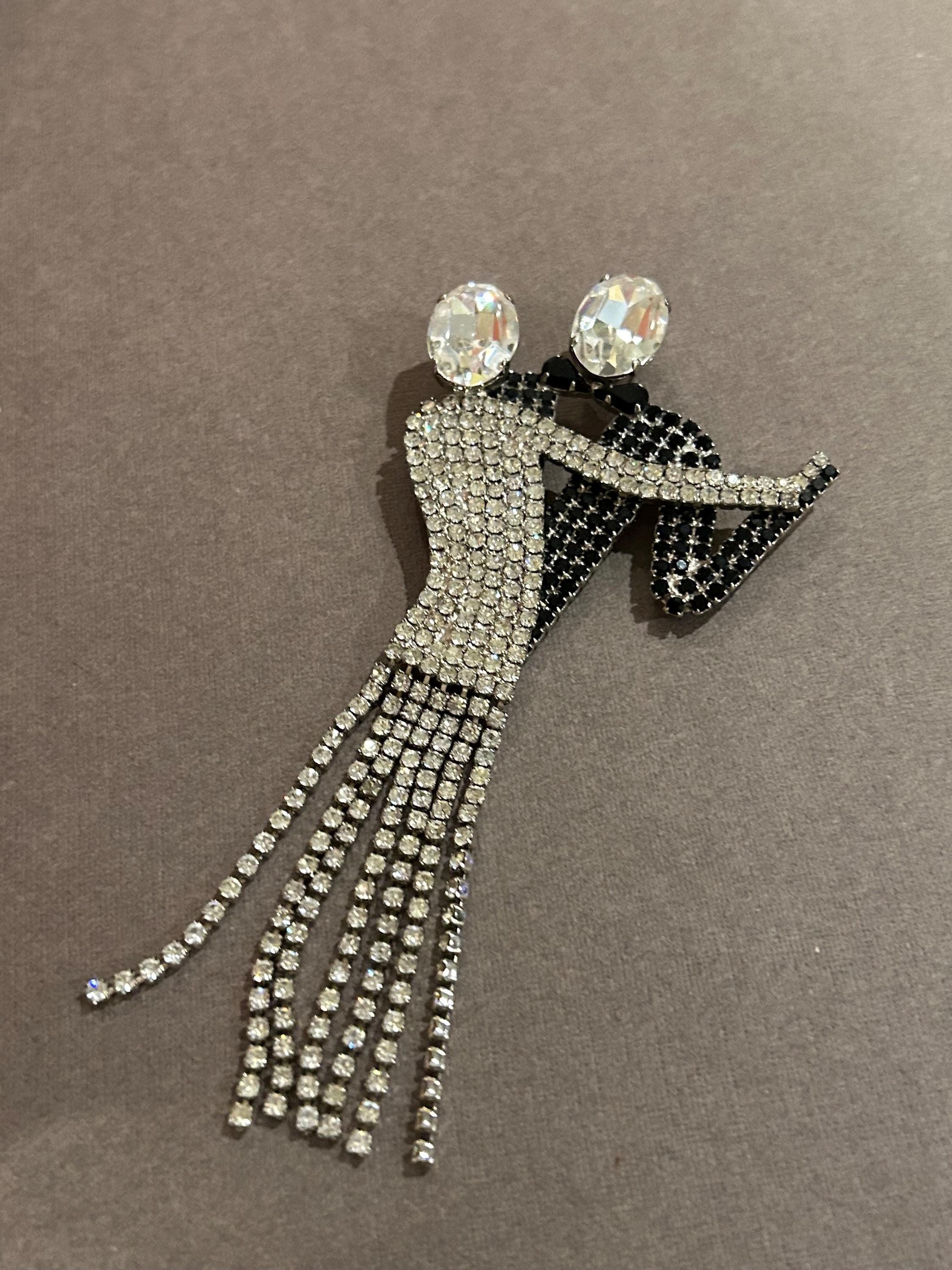 Couple Brooch Butler And Wilson Vintage Brooches A Butler Wilson