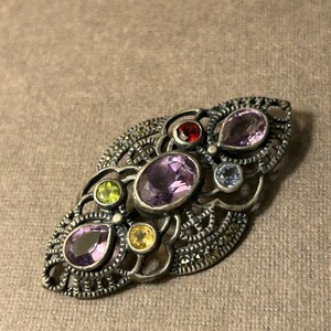 ヴィンテージ 925 シルバー フィリグリー ブローチ – アメジストカラー