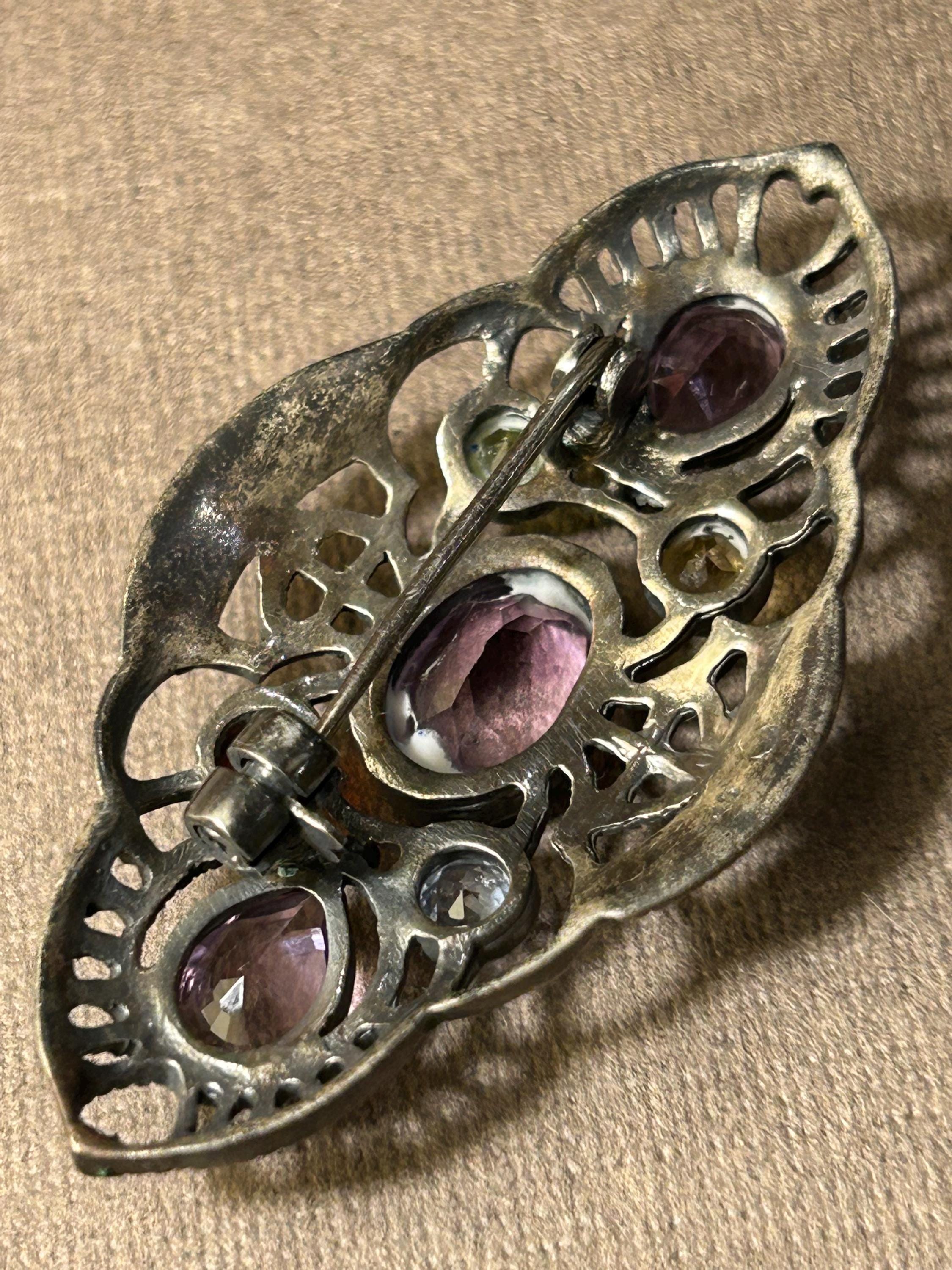 ヴィンテージ フィリグリー ブローチ ヨーロッパ製 ヴィンテージ ブローチ ラインストーン ガラス