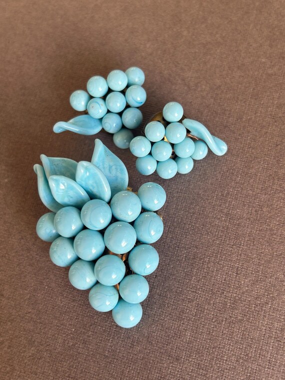 良質  Blue Glass Brooch and Clips 1940 - Etsy その他