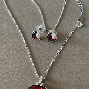 Swarovski Heart Jewelry Set – Ruby Red Crystal Pendant Necklace & Earrings – Signed, Rhodium Plated