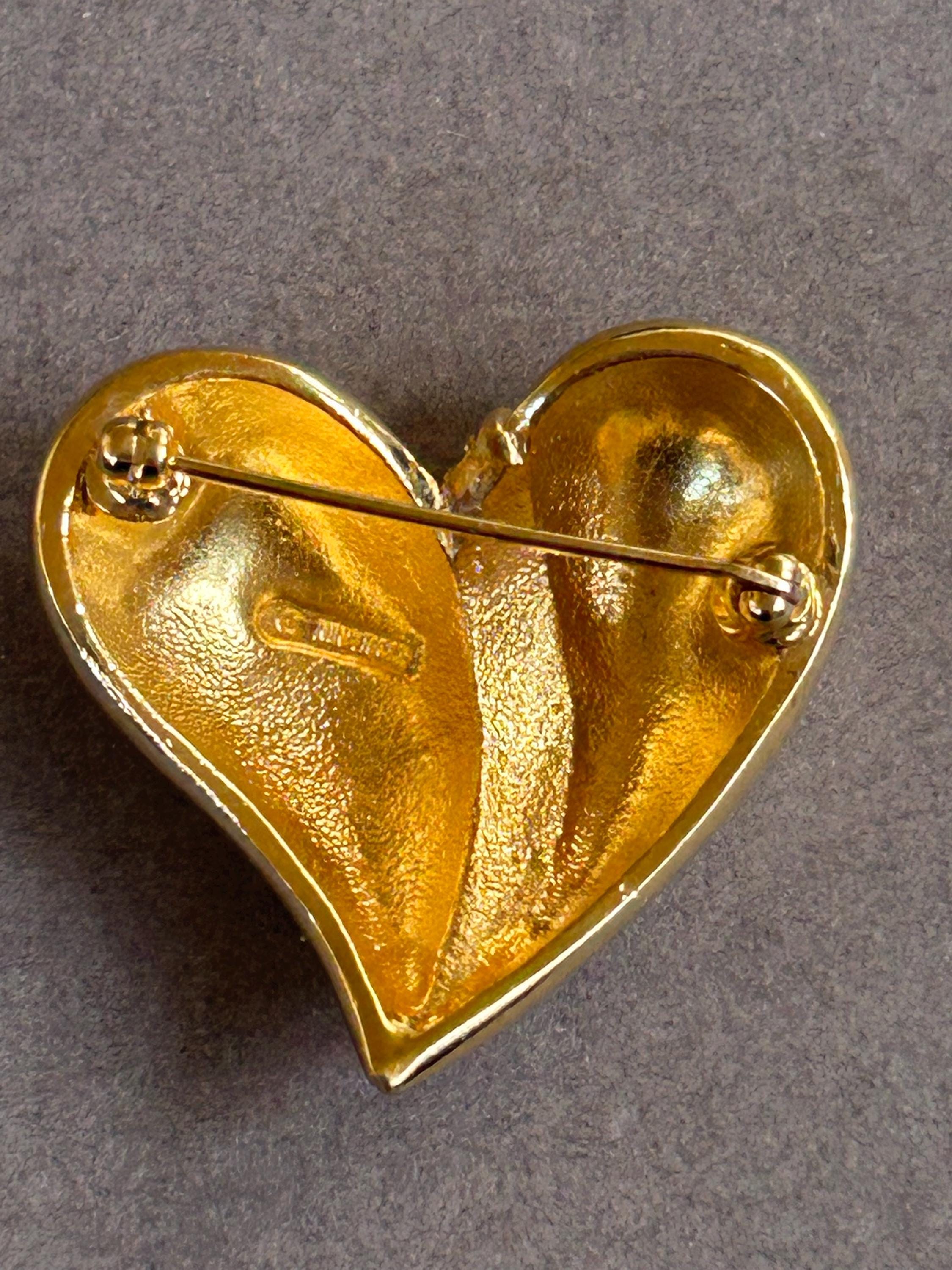 Superbe Broche Cœur Vintage Nina Ricci En Métal Doré Et Strass - Années 1960/1970, Pièce D'occasion