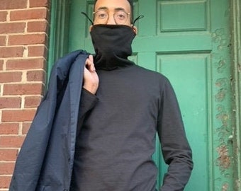 Medium long Sleeve T shirt with mask like face covering