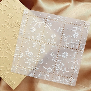 Bellis • Geëmbosseerde vellum imitatiestempels • voor dagboekschrijven