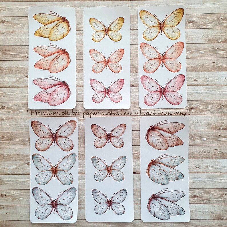 6 Sticker-Sheets mit je 3 Schmetterlingsstickers in verschiedenen Farben