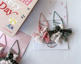 Love & Luck Duo Bookclip, Macrame Bookmarks, Macrame Book Accessory, Book Lover, Teacher Gift, Boho Bookmark, Teardrop paperclip