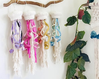 Macrame Jellyfish Decor,  Coastal Nursery Art, Beach House Nautical Theme, Ocean Bedroom Boho Style, Marine Creature